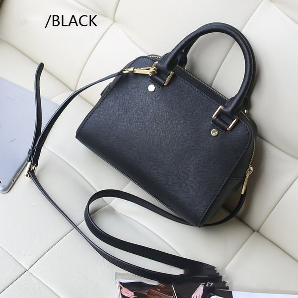 

2018 new perfect ms. europe and america fashion brand shoulder bag pillow bag diagonal pack