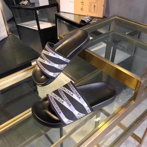 

the latest popular 2020 fashion slippers for men and women, Black