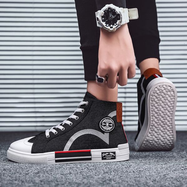 

2019 skate shoes male small white shoes casual motion male shoe ventilation all-match tide ephebe sneakers