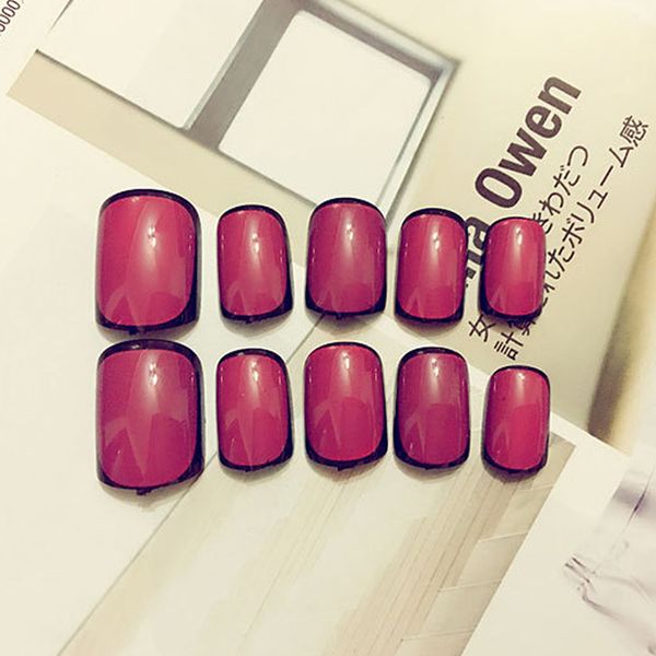 

women dull-red color black edging trendy fake nail girls individuality nail art tips with glue short size full cover false nails, Red;gold