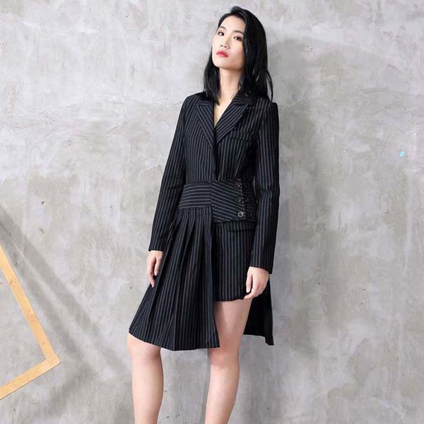 

two piece dress [eam] 2021 spring lapel long sleeve black striped loose half-body irregular skirt suit women fashion jc507, White