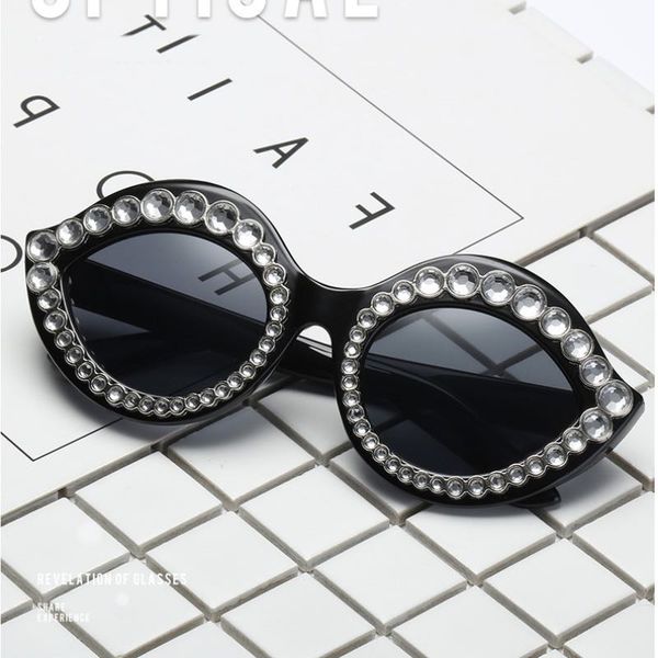 

lips sunglasses with full rhinestone fashion design sun glasses for women trendy party eyeglasses 5 colors wholesale, White;black