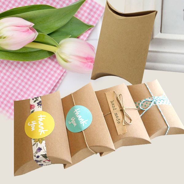 

100pcs/set cute kraft paper pillow shape candy boxes wedding favors gift candy boxes home party birthday supplies