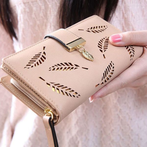

new fashion ladies wallet short hollow gold foil wallet large capacity, Red;black