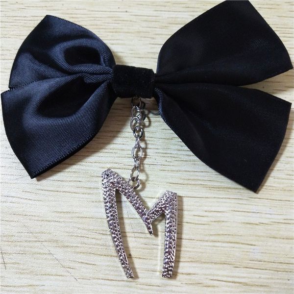 

новая мода броши луки bowties штыри простой свитер pin шаль пряжкой знак одежда аксессуары ювелирные изделия партии аксессуаров, Gray