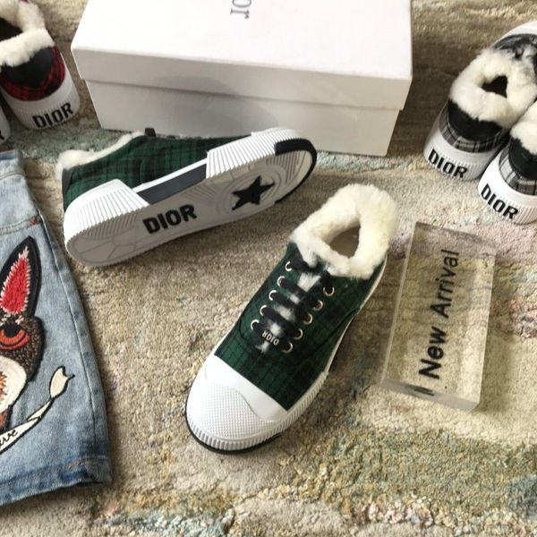 

2019 new, autumn and winter, can be used with d family ins flat casual shoes, women's wool plaid canvas flat sports shoes 4666, Black