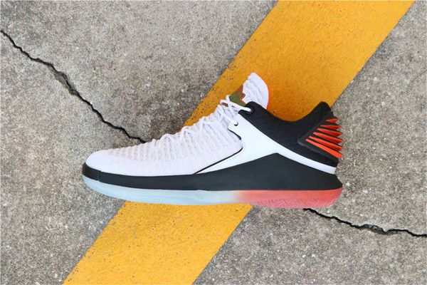 

2020 32 basketball shoes jumpman 32 xxxii low trainer for men weaves vamp north carolina basketball blue black red yellow sneakers original