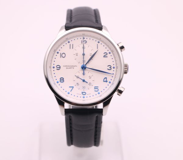 

2019 Luxury quartz mens watch with chronograph function all small dials works white dial leather strap execllent quality wristwatches