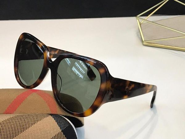 

4303 новых женщин fasion cолнцезащитные очки бабочки рамка вс очки с небольшой diamond design summer простой стиль защита uv400, White;black