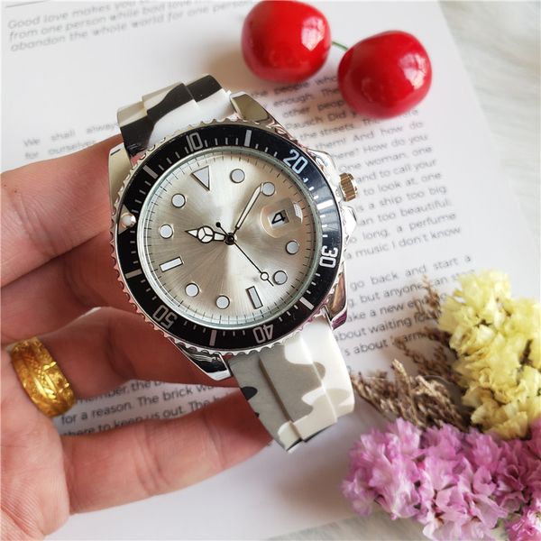 

Relógios de pulso usawatch01