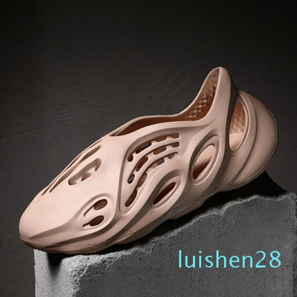 

stock x foam runner west clog sandal triple black white fashion slipper women mens tainers designer beach sandals slip-on shoes l28