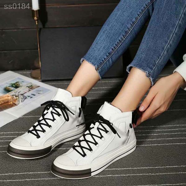 

high-end high-shoes women's 2019 new flat-bottom shoes women's europe and america wild plus velvet calfskin tide women's shoe, Black