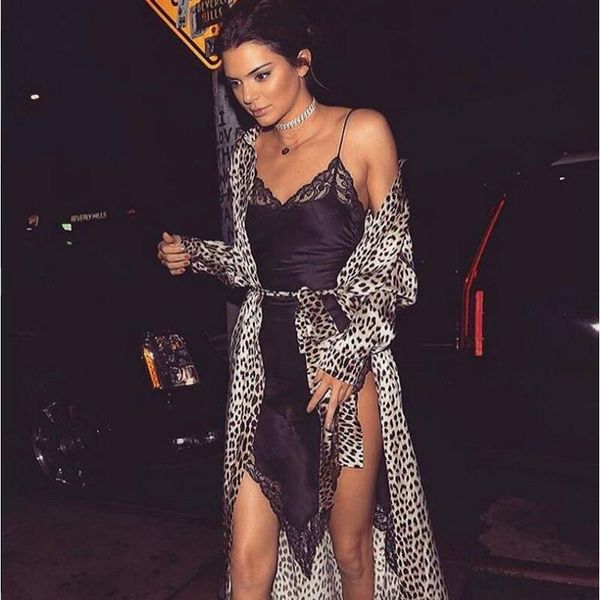 

Fuedage Party Women Dress 2017 Sexy Summer Dress V-neck Backless Solid Dresses Vestidos De Festa Spaghetti Strap Slim Bodycon