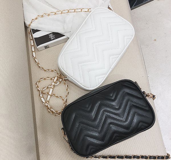 

designer handbags purses lady designer fashion women bag with thread nice women shoulder bag chain trend simple lady shell bag