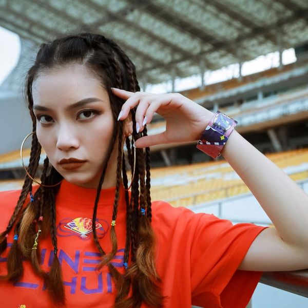 

newspapr chinese zodiac creative science and technology waterproof smart paper watch trending simple man's and woman's watch gps