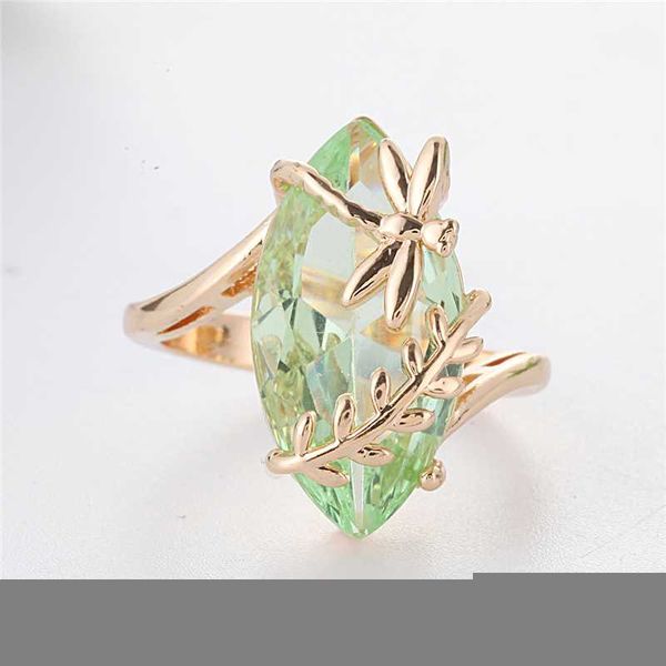 

new design cute dragonfly rings fashion girl princess green color cut stone engagement wedding ring jewelry for women gift, Golden;silver