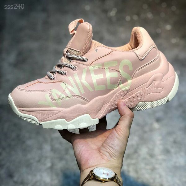 

2019 leisure tide brand dad sports and leisure white shoes with thick soles increased men and women shoes factory direct sales size 36-39cm, Black