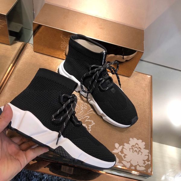 

2020 new zv3 high-quality women's casual sports shoes socks shoes couple models, fashionable wild flat shoes, box number 38-45