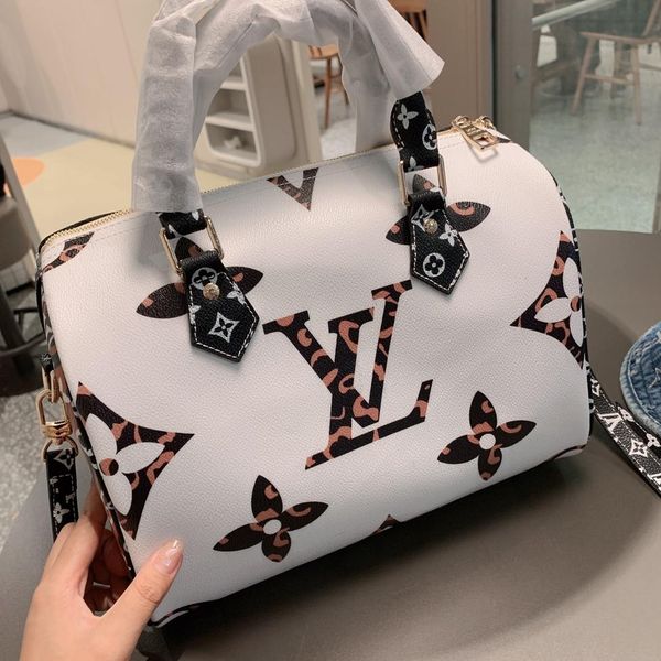 

High end fa hion brand de igner luxury leather llvv monogram 2019 african jungle peedy 30 pillow bag handbag houlder me enger bag 30cm