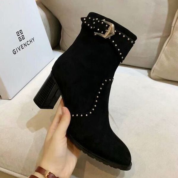 

european station female autumn and winter 2019 new rivet british wind martin boots tide custom exquisite bare boots single boots, Black