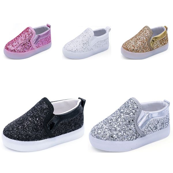 

2019 целые продажи весной и осенью новые огни детей мальчиков и девочек яркие блестки обувь led вспышка серебра детская обувь размер кроссов