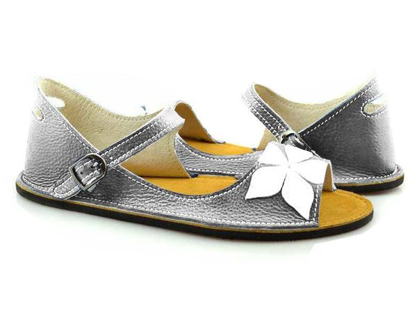 

women's shoes selling 19 years summer new products women's flat large size 40-43 soft leather strap sandals, Black