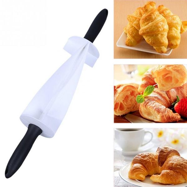 

1pc plastic handle rolling cutter kitchen gadget dough pastry slicer diy dough-made food widget reusable croissant maker