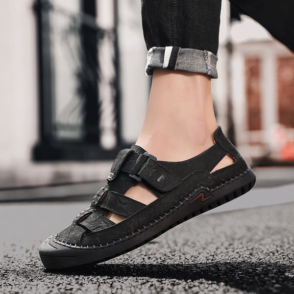 

sandals men summer sandals genuine leather fashion shoes breathable classic walking lightweight outdoor beach flats, Black