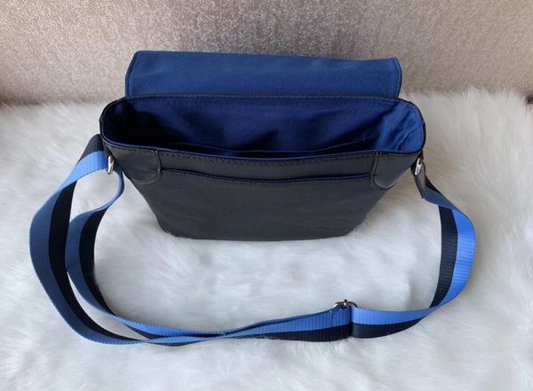 

2 colors district pm high-end quality new arrival famous brand classic designer fashion men messenger bags cross body bag school bookbag sho