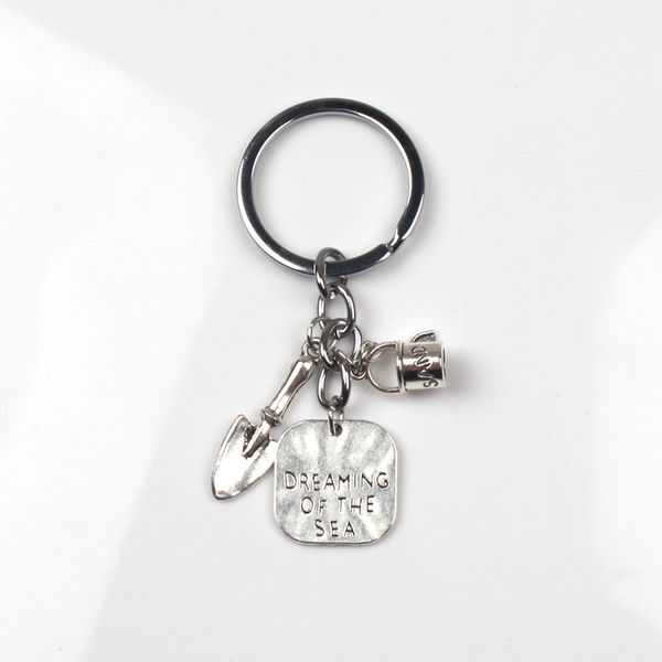 

2019 new beach bucket shovel and dreaming of the sea keychain hour dream ocean key chain the gift commemorative gift, Silver