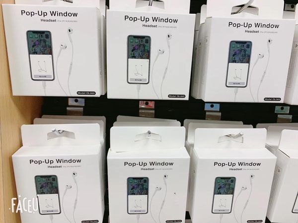 

2020 new music earphone for iphone xs 8 11 samsung in ear stereo wired earphones with microphone for iphone samsung sport earbuds earphone