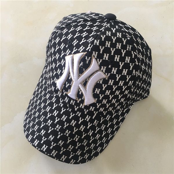 

2019 корейских стильных мужчин и женщин бейсболки моды диких мужчин и женщин солнцезащитный козырек ребенка крышка регулируемая крышка, Blue;gray