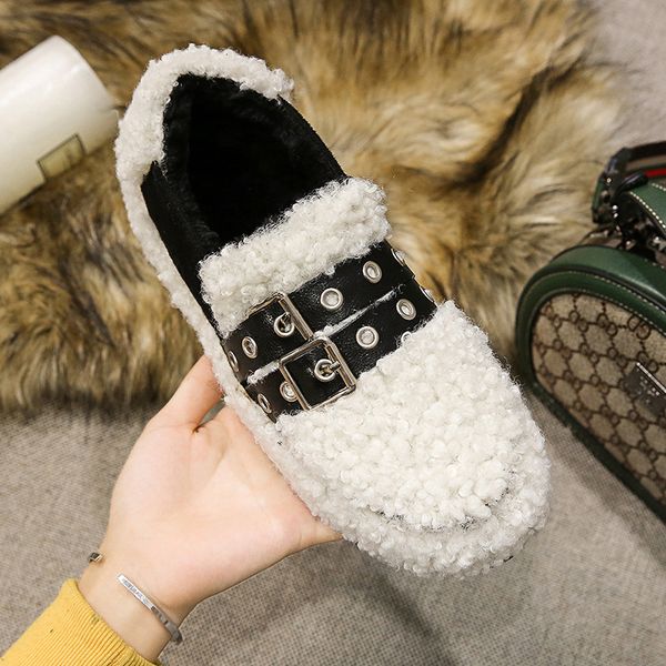 

2019 autumn and winter new fur shoes women's flat metal decoration plus velvet warm peas shoes, Black