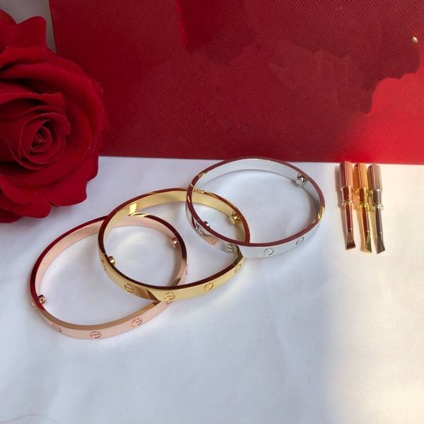 

золое бѬале, мђжкие бѬале, 316l иана али бѬале, Ѭоконе велиѬне, Black