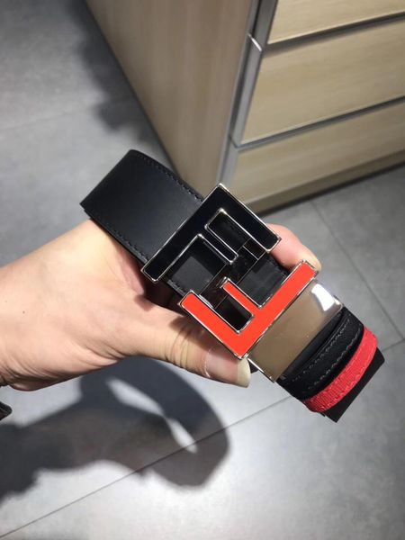 

2018 Ремень высокого качества мужской ремень из натуральной кожи дизайнер G пряжки