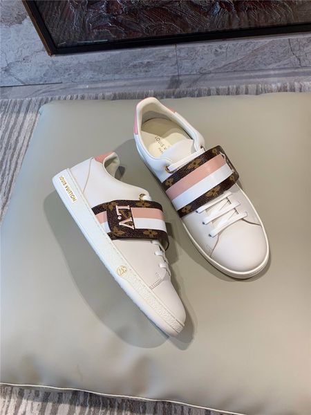

19ss women sneakers 2019 new arrivals fashion lace-up black/white women shoes solid sewing shallow casual canvas shoes women