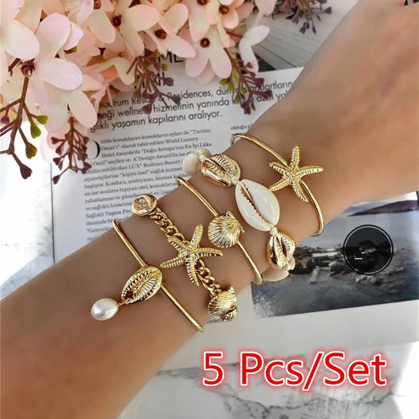 

5 pcs/set women bracelets set vintage round shell pearl pendant gold multilayer bracelet lady classic jewelry accessories, Golden;silver