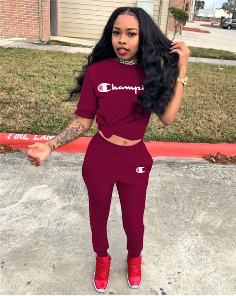 

Женский спортивный костюм из двух частей Спортивная одежда Брюки с коротким рука