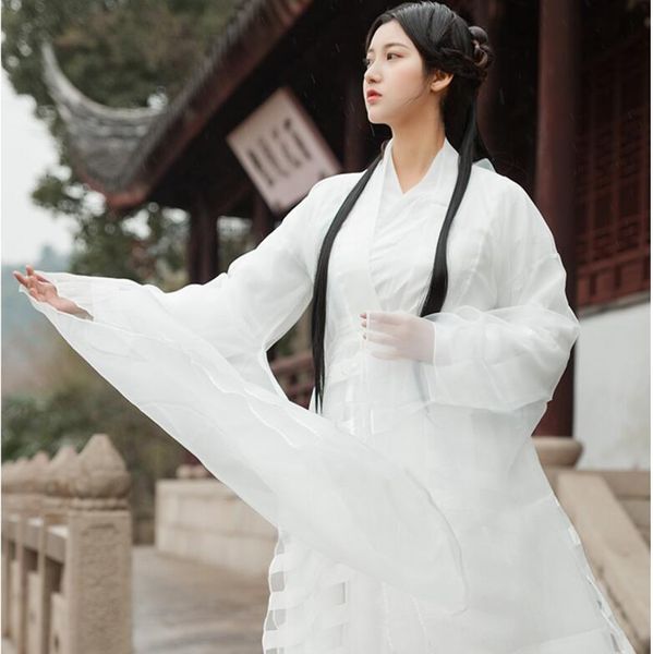 Abiti antichi orientali freschi ed eleganti Costume Hanfu bianco poco profondo Film asiatico TV Articolo simile Abito cinese Film Drammatico Abbigliamento bianco