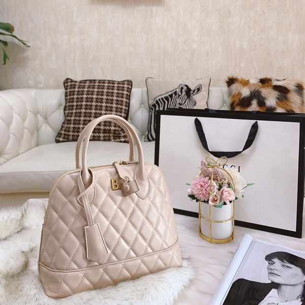 

ts b metal symbol crossbody bag womens shoulder bag planer sumptuous black red apricot street fashion casual handbags purses tsysbb452