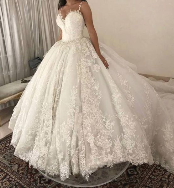 Modest Querida princesa vestidos de casamento 2019 Spaghetti Puffy saia cheia Lace Applique Igreja do Castelo Civil Dubai árabe do vestido de casamento