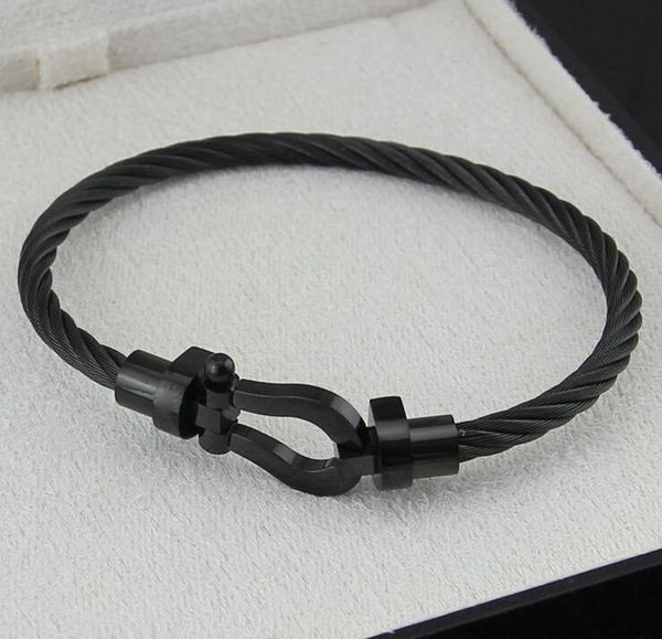 

Hor e hoe magnet buckle teel wir bracelet fa hion new men women fred titanium teel ro e gold bracelet