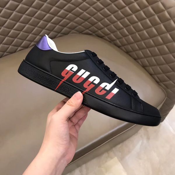 

2019 man woman ca ual hoe outdoor new de igner fa hion embroidery rabbit fi h nake bear neaker ize 35 45