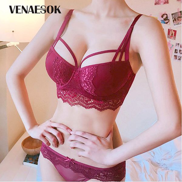 

new europe girl underwear set a b c cup push-up bra and panty sets brand green lace lingerie set women deep v brassiere, Red;black