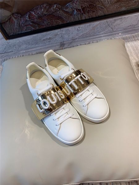 

19ss 2019 женщины вулканизированные кроссовки дышащие плоские случайные белые туфли cat woman весна и осень холст обувь белый черный, Black