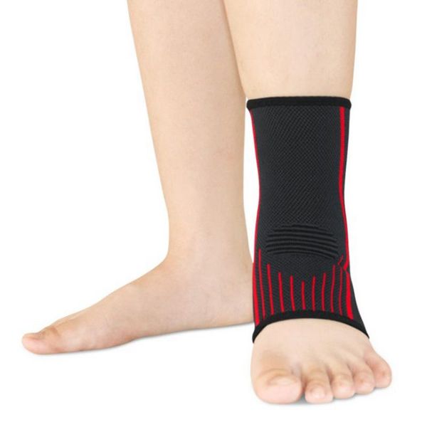 

knitted ankles guard outdoor riding basketball moisture absorption sweat discharge sports protective gear for men and women, Blue;black