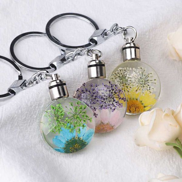 

oein 2020 fashion keychain round crystal glass key chain dried flower key ring wholesale gifts for women wallet chain, Silver