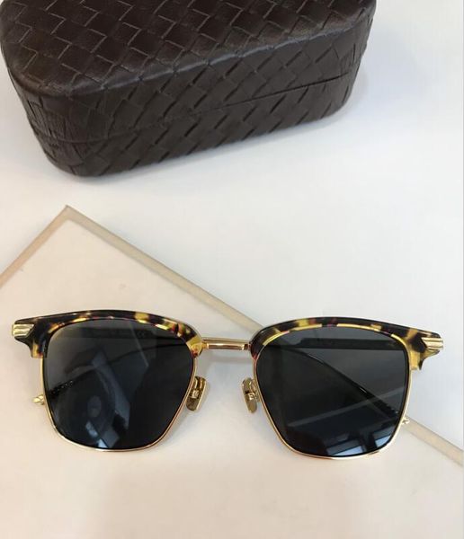 

new fashion women sunglasses 1007 men sunglasses simple and generous men sun glasses outdoor uv400 protection eyewear with case, White;black