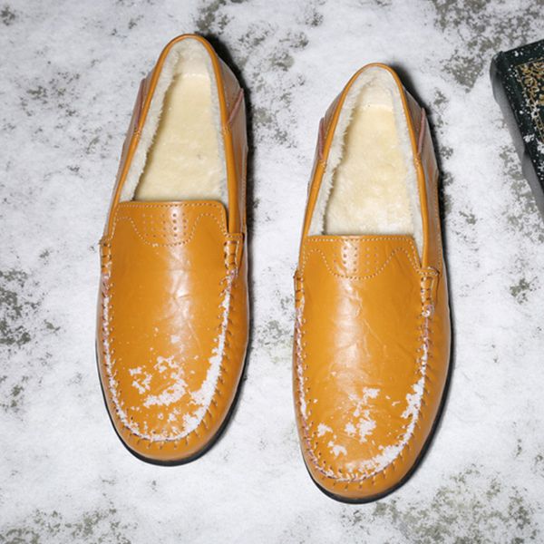 

2019 winter leather men shoes loafers warm with fur plush soft male moccasins flats casual boat driver footwear driving shoes, Black