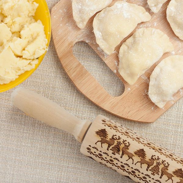 

35 * 5cm christmas embossed rolling pin baking cookies fondant cake dough engraving wood roller reno elk snowflake